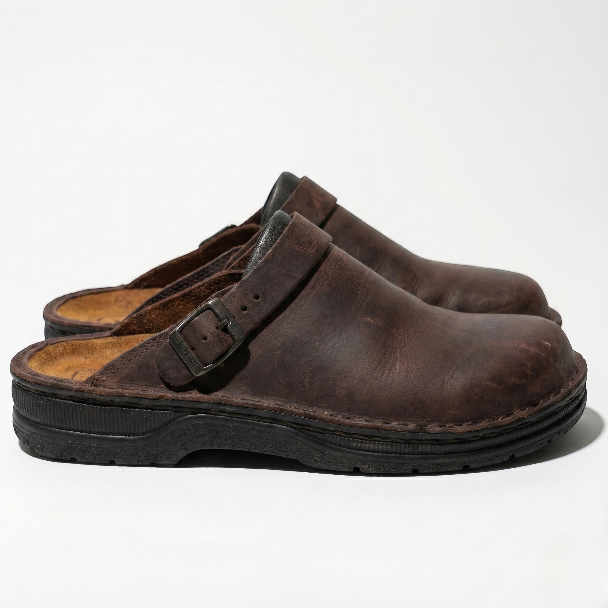 Men’s Buckle Strap Clogs
