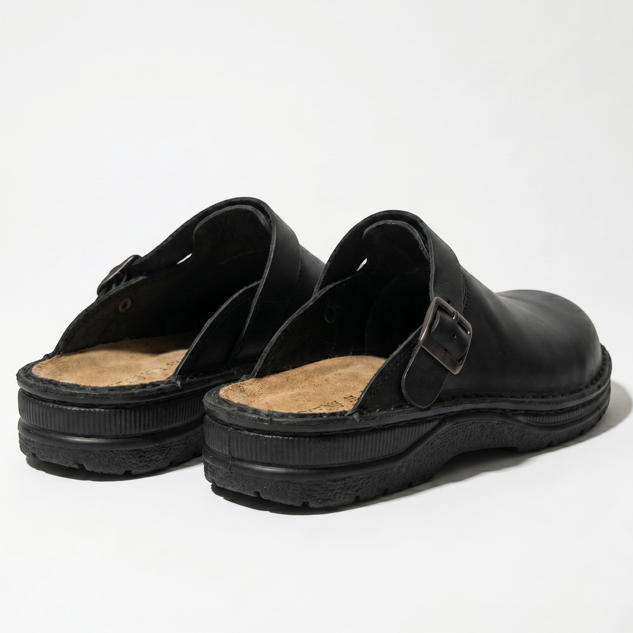 Men’s Buckle Strap Clogs